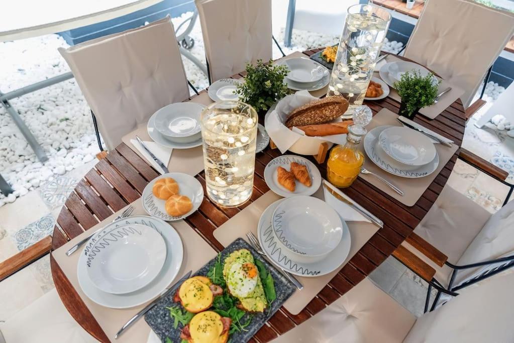 Aristotle Onassis Lux Apartment